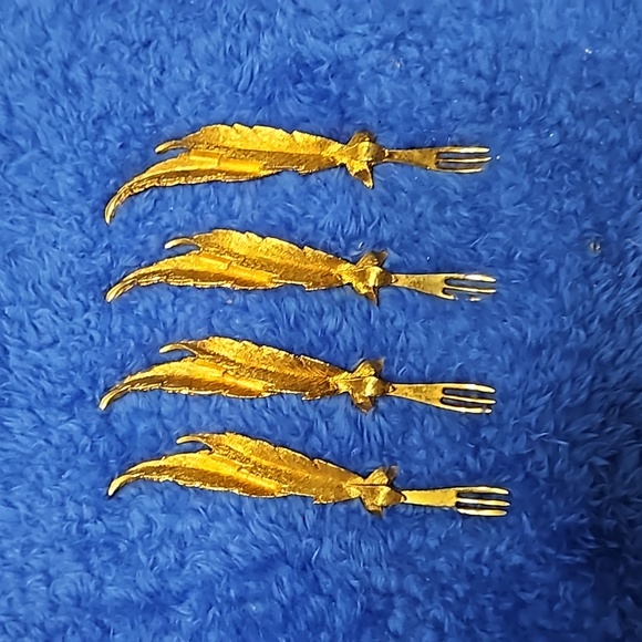 JANIS Vintage 4 ct 24K Gold plated Shrimp Cocktail Oyster Forks - Picture 2 of 2